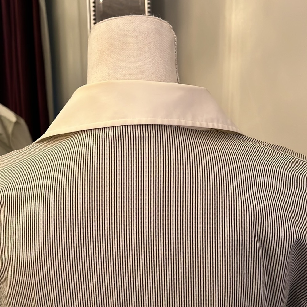 Theory Striped White Collar French Cuff Button Down Size Medium - Picture 6 of 11